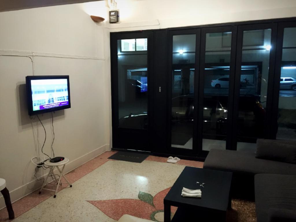 Need Sleep Hostel Μπανγκόκ Εξωτερικό φωτογραφία