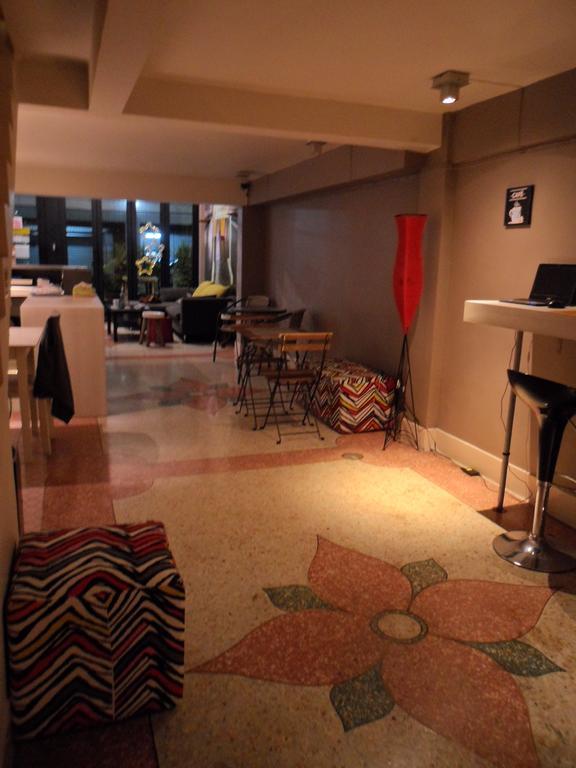Need Sleep Hostel Μπανγκόκ Εξωτερικό φωτογραφία