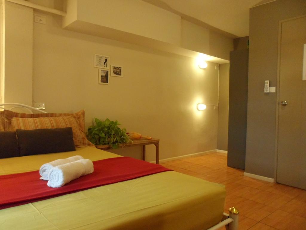 Need Sleep Hostel Μπανγκόκ Εξωτερικό φωτογραφία