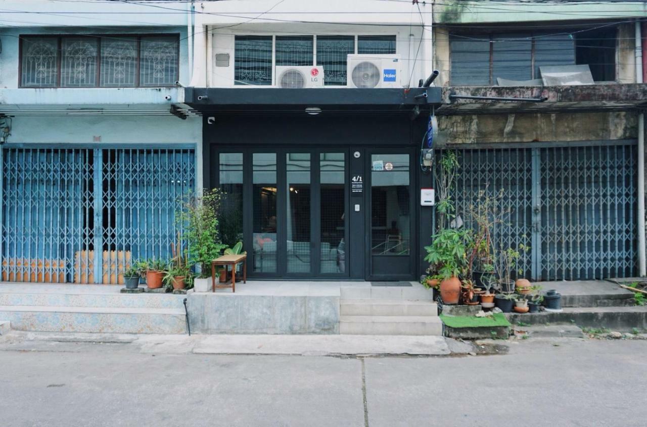 Need Sleep Hostel Μπανγκόκ Εξωτερικό φωτογραφία